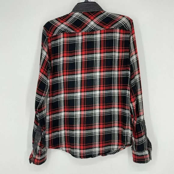 Guess Shirt Men's Sz XS Red Black Plaid Snap Front Pockets Button Up Long Sleeve - Picture 2 of 8